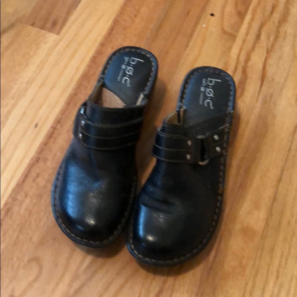 B.O.C Black clogs with Buckle